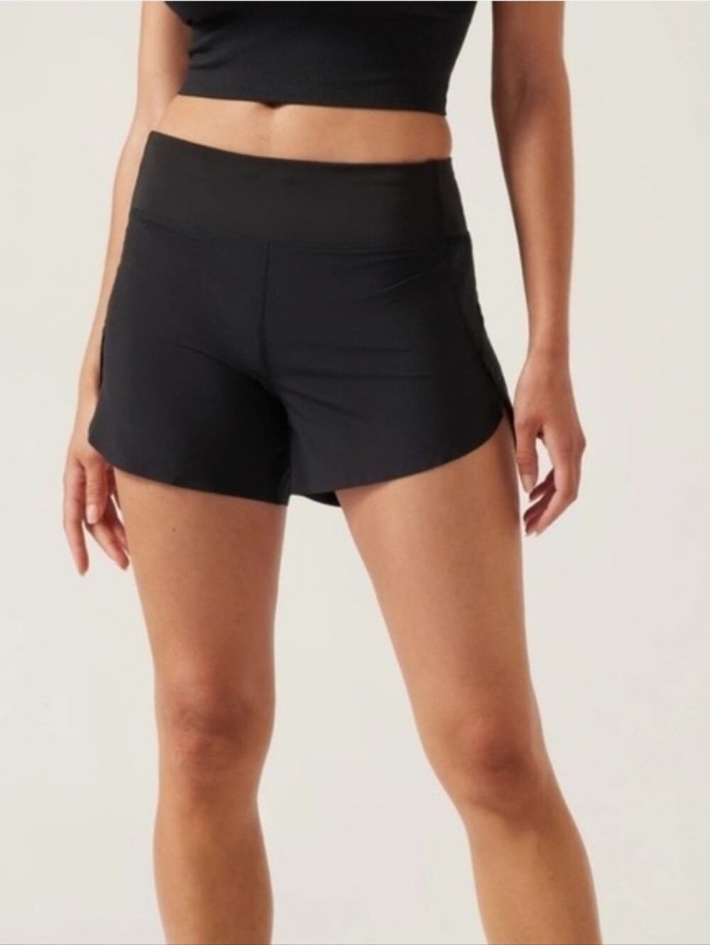 ATHLETA Run With It 4.5" Black Running Athletic Shorts Small